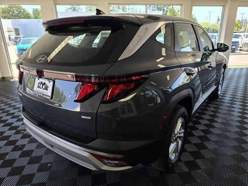New 2026 Hyundai Tucson SE AWD/4WD image 3