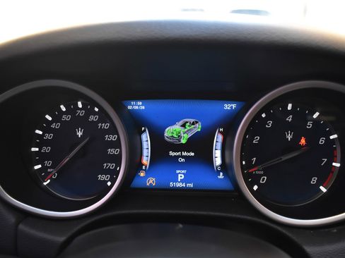 Used 2020 Maserati Ghibli S image 32