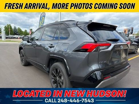 Used 2023 Toyota RAV4 XSE AWD/4WD image 2
