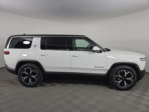 Used 2024 Rivian R1S Adventure AWD/4WD image 6