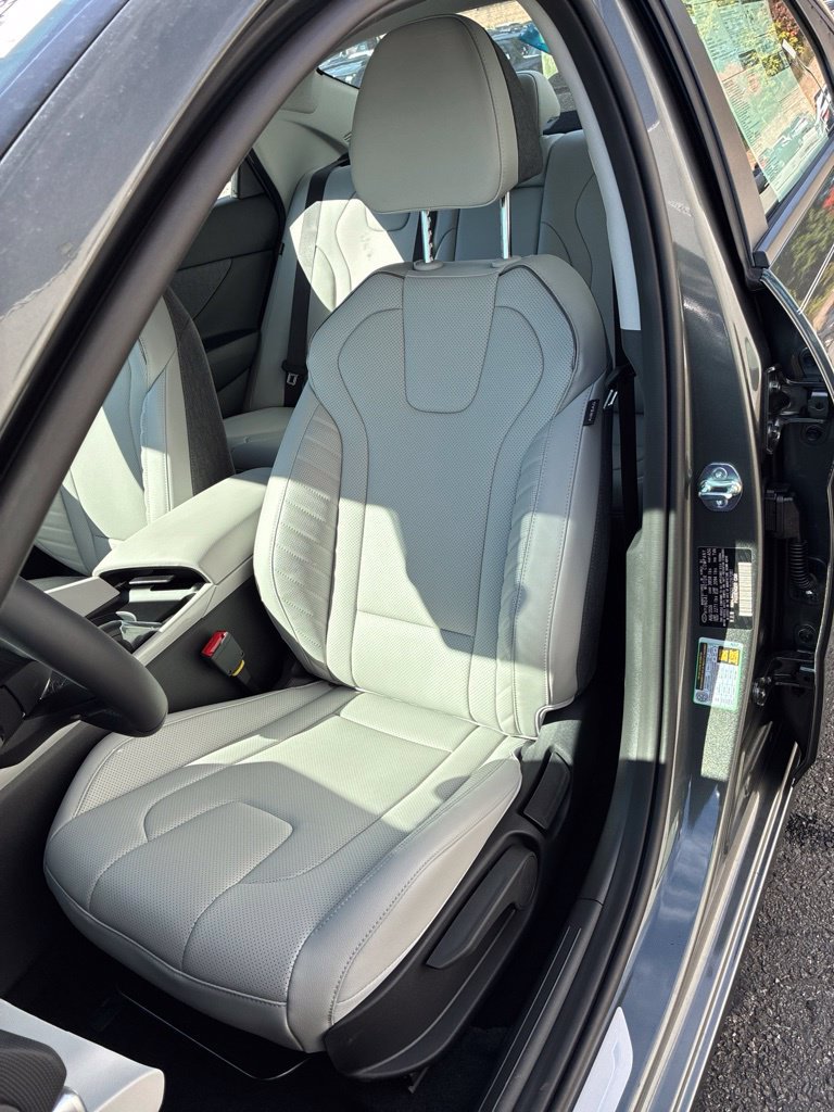 New 2026 Hyundai Elantra SEL Sport FWD image 15