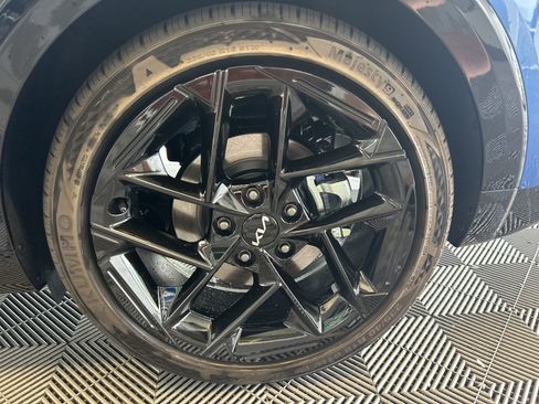 New 2025 Kia K4 GT-Line Turbo image 9