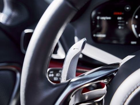 Used 2025 McLaren Artura Spider image 49