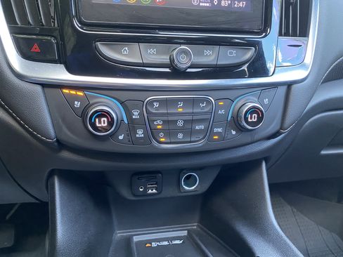 Used 2023 Chevrolet Traverse Premier w/ Redline Edition FWD image 28