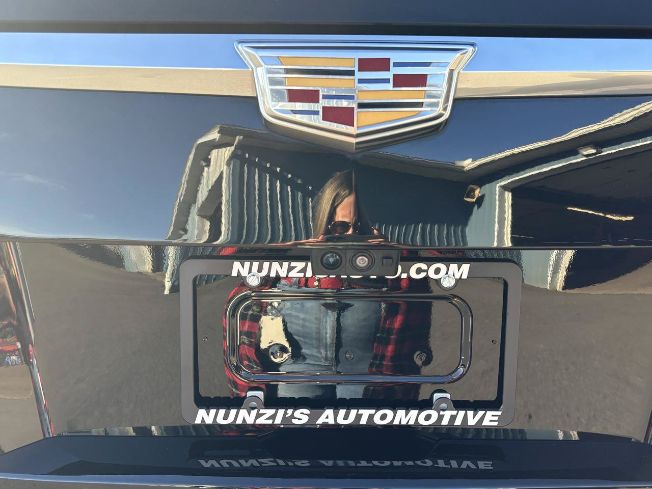 Used 2018 Cadillac Escalade ESV Luxury AWD/4WD image 44