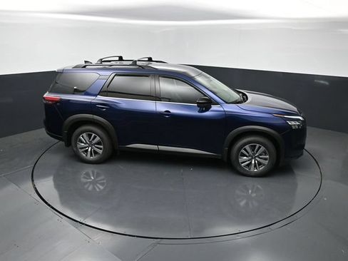 Used 2026 Nissan Pathfinder SL FWD image 21