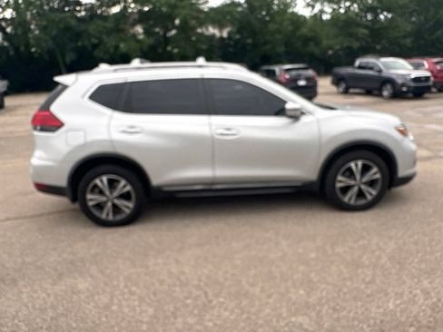 Used 2017 Nissan Rogue SL w/ SL Premium Package AWD/4WD image 20