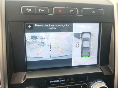 Used 2018 Ford F150 Platinum w/ Equipment Group 701A Luxury image 21