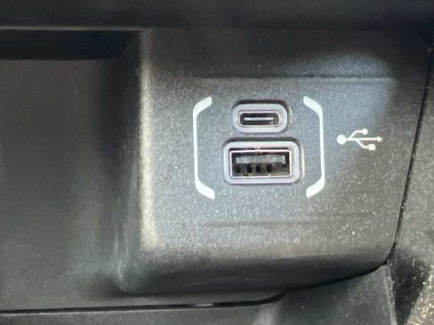 Certified 2023 Jeep Compass Limited AWD/4WD image 28