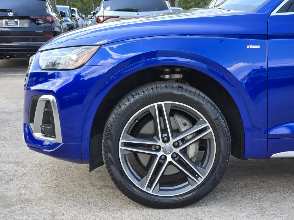 Used 2021 Audi Q5 e Premium Plus w/ Premium Plus Package AWD/4WD image 13