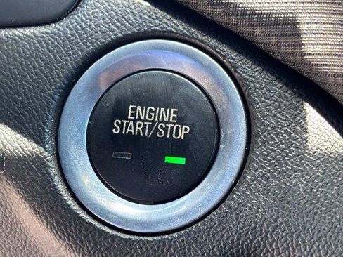 Used 2024 Chevrolet Equinox RS FWD image 33