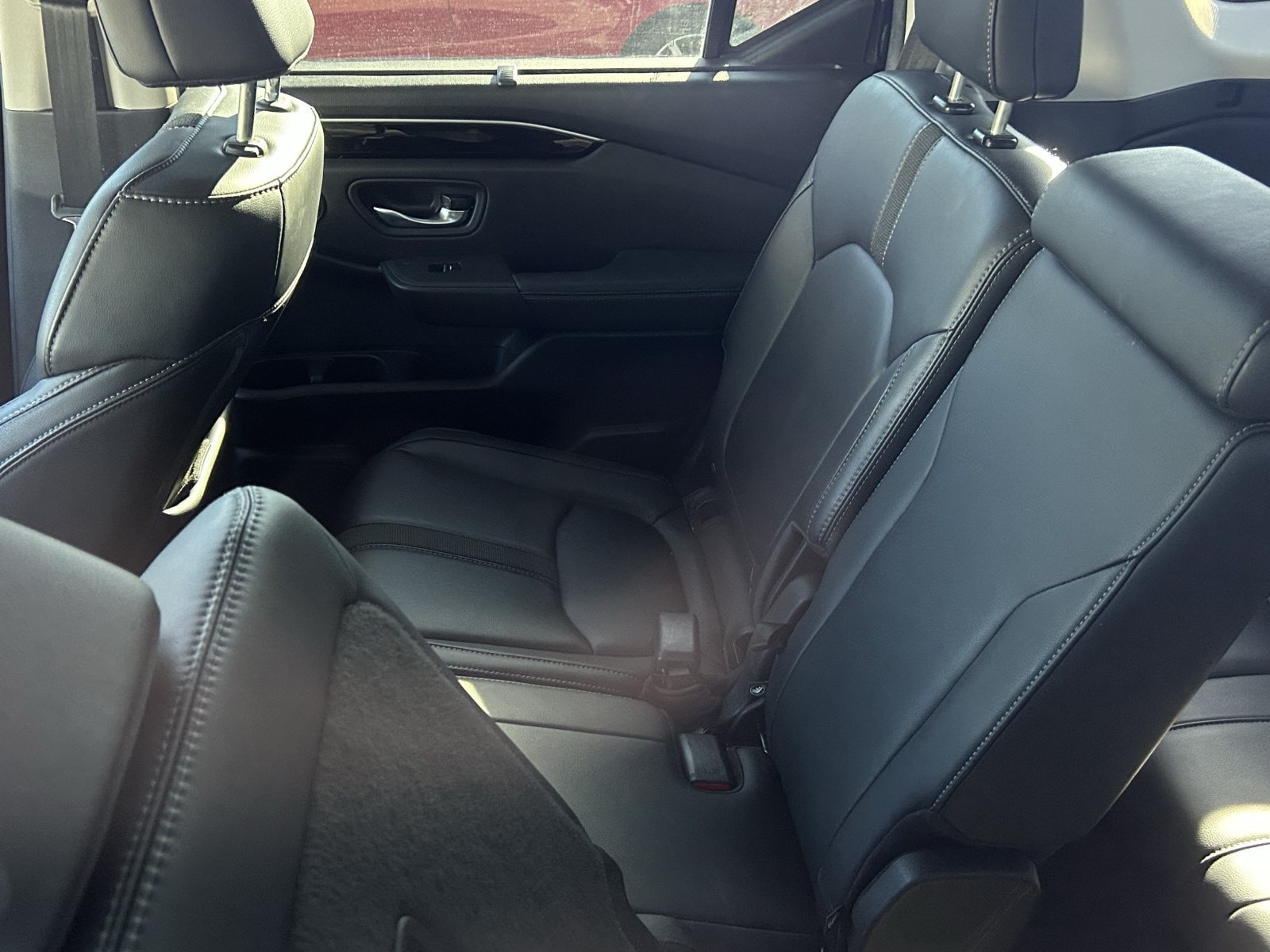 Used 2024 Honda Pilot Touring image 11
