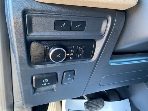 Used 2024 Ford Expedition Limited image 65