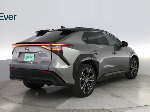 Used 2023 Toyota bZ4X Limited image 12