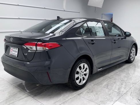 Used 2024 Toyota Corolla LE image 7