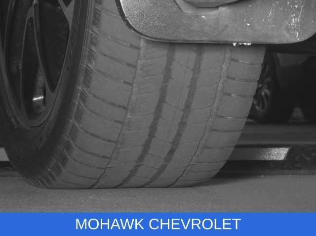 Used 2023 Chevrolet Suburban Premier AWD/4WD image 28