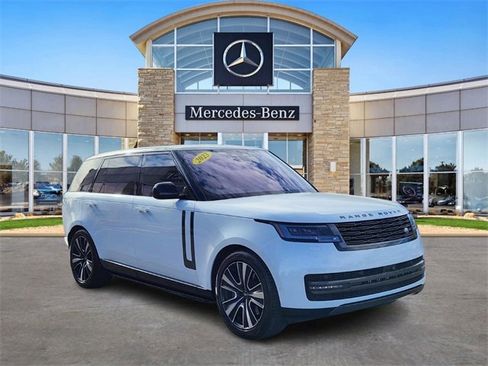 Used 2023 Land Rover Range Rover Long Wheelbase SE image 6