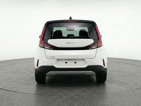 Used 2025 Kia Soul LX w/ LX Technology Package FWD image 7