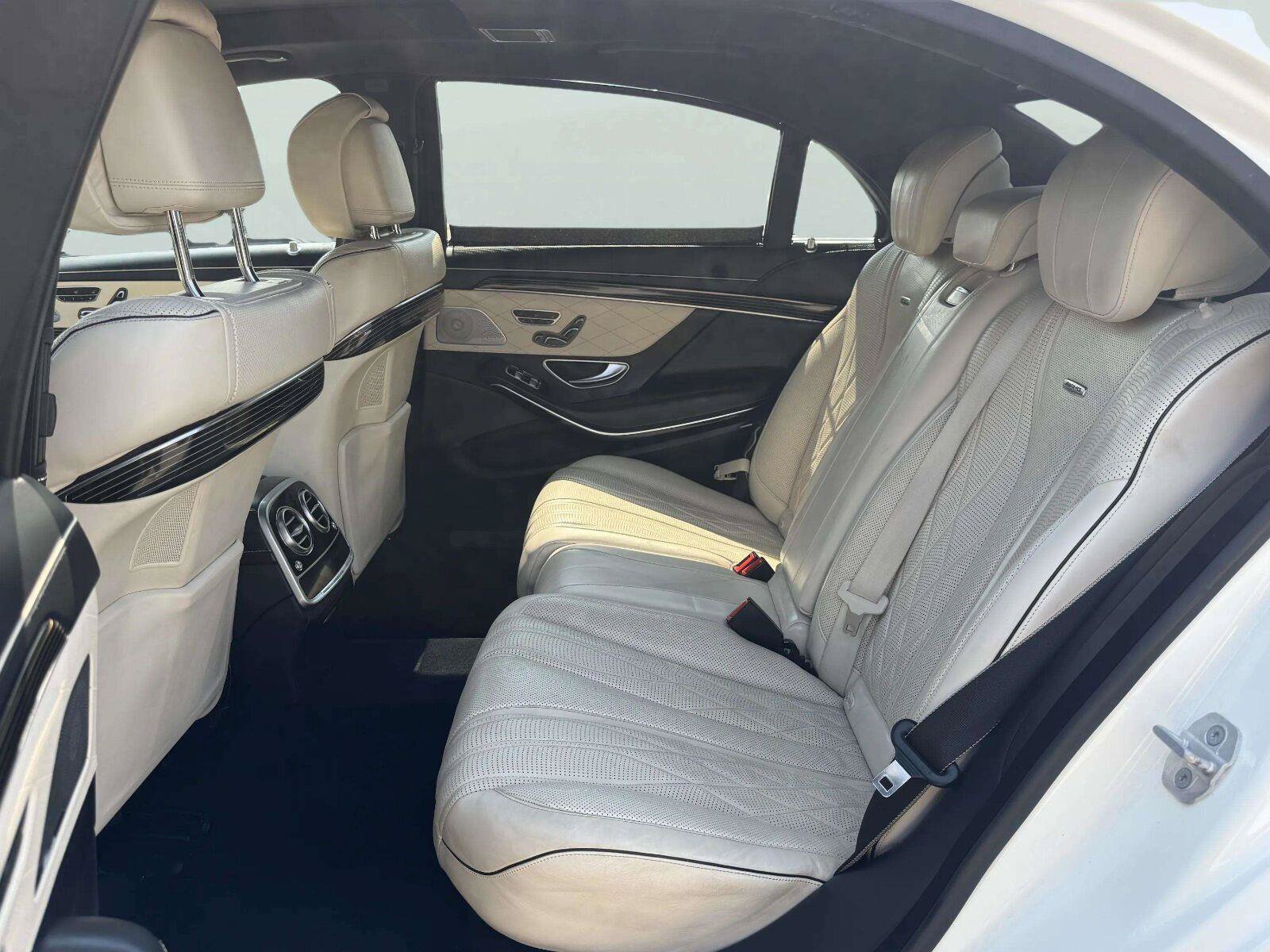 Used 2016 Mercedes-Benz S 63 AMG 4MATIC Sedan image 30