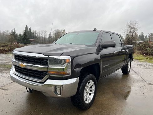 Used 2016 Chevrolet Silverado 1500 LT w/ All Star Edition image 21