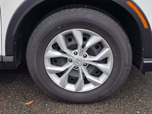 Certified 2025 Honda CR-V LX image 9