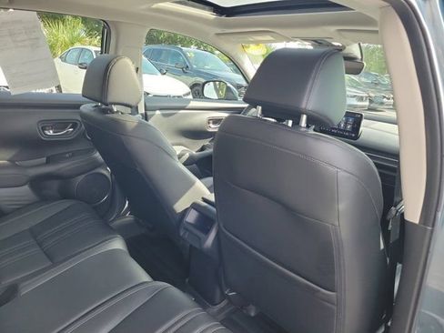 Certified 2024 Honda HR-V EX-L image 11
