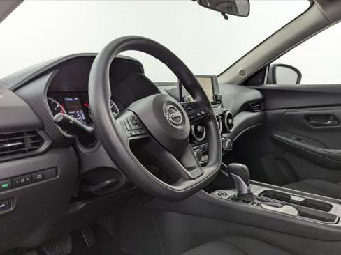 Used 2025 Nissan Sentra S image 23