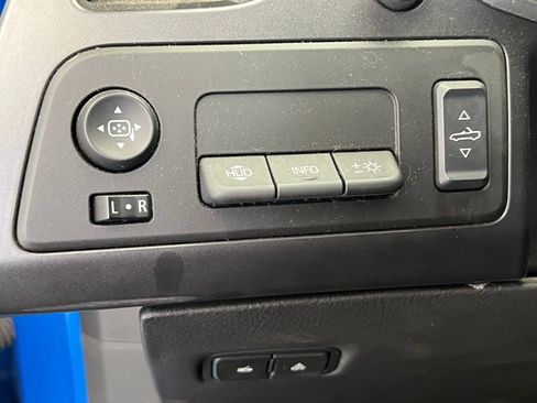 Used 2014 Chevrolet Corvette Stingray Convertible w/ 2LT Preferred Equipment Group image 25