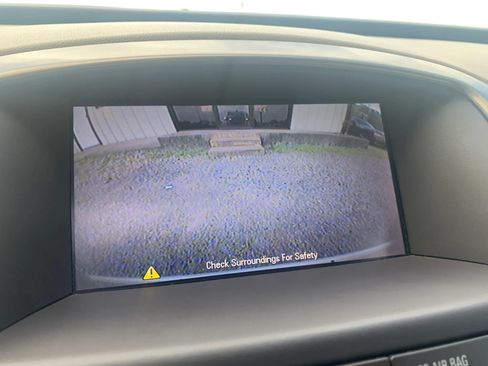 Used 2013 Buick Verano Leather FWD image 33