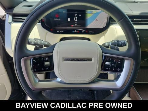 Used 2025 Land Rover Range Rover Long Wheelbase SE AWD/4WD image 14