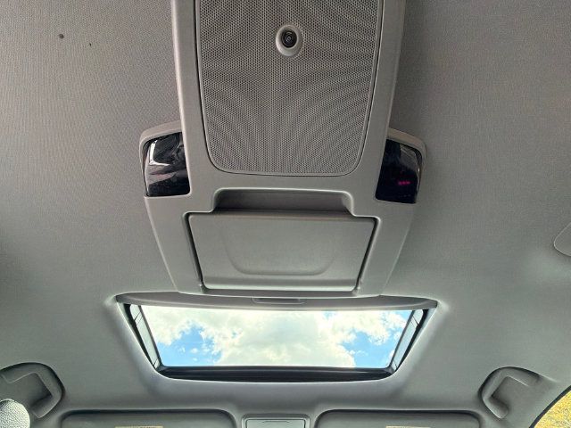 Used 2022 Honda Odyssey Touring image 22
