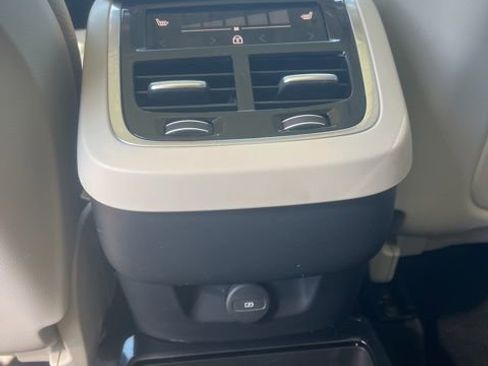 Used 2023 Volvo XC90 B6 Plus w/ Protection Package Premier image 24