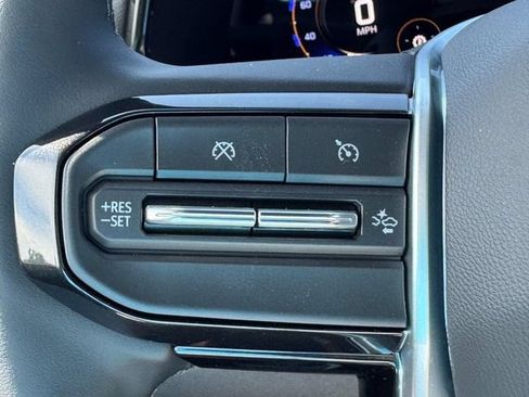 New 2026 Chevrolet Colorado LT w/ LT Convenience Package AWD/4WD image 15