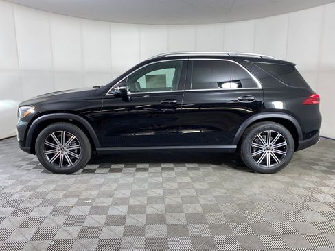 Used 2025 Mercedes-Benz GLE 350 4MATIC image 2