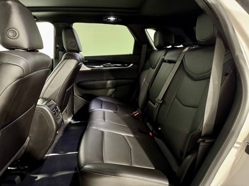 Used 2024 Cadillac XT5 Premium Luxury image 29