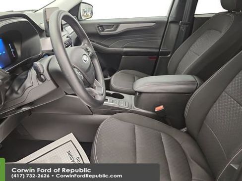 Certified 2025 Ford Escape Active image 15