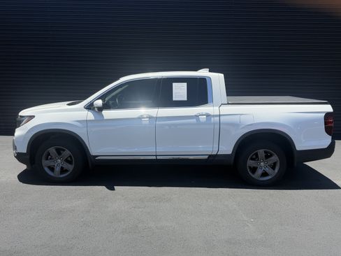 Used 2022 Honda Ridgeline RTL-E image 2