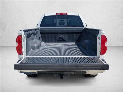 Used 2015 Toyota Tundra SR5 w/ SR5 Upgrade Package image 6