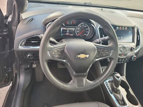 Used 2016 Chevrolet Cruze LT w/ Sun And Sound Package image 30