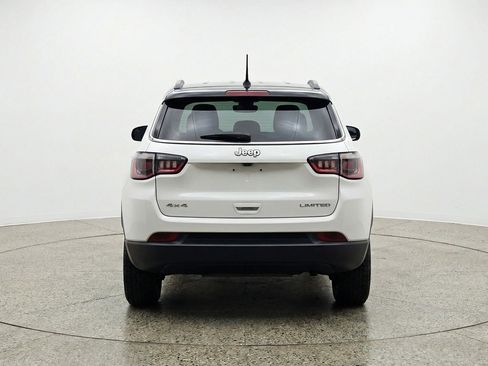 Used 2025 Jeep Compass Trailhawk image 7