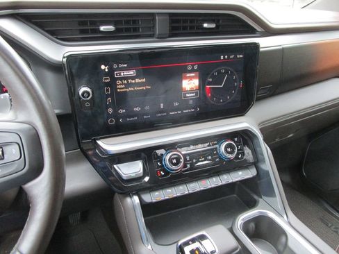 Used 2023 GMC Sierra 1500 Denali w/ Denali Reserve Package image 42