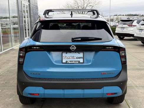 New 2026 Nissan Kicks SR w/ Cold Weather Package image 6