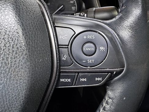 Used 2021 Toyota Camry SE FWD image 24