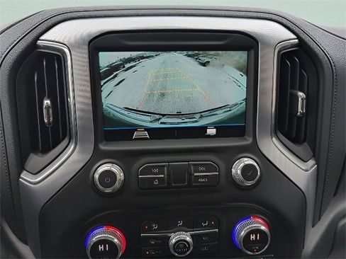 Used 2023 GMC Sierra 2500 SLE w/ SLE Value Package; image 17