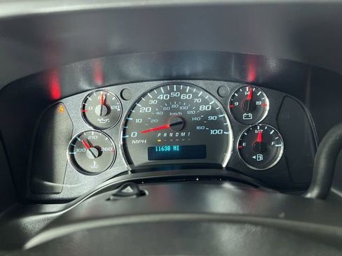 Used 2024 GMC Savana 2500 w/ Driver Convenience Package image 11