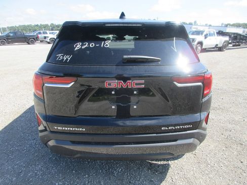 New 2027 GMC Terrain Elevation FWD image 5