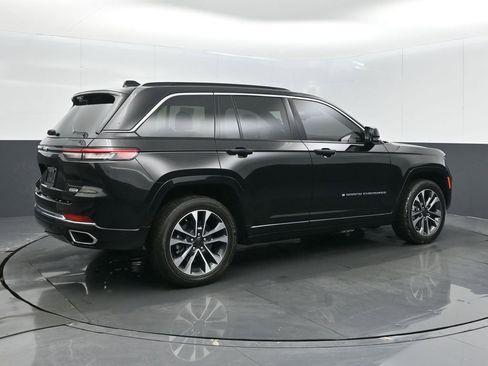 Used 2024 Jeep Grand Cherokee Overland w/ Luxury Tech Group IV image 22