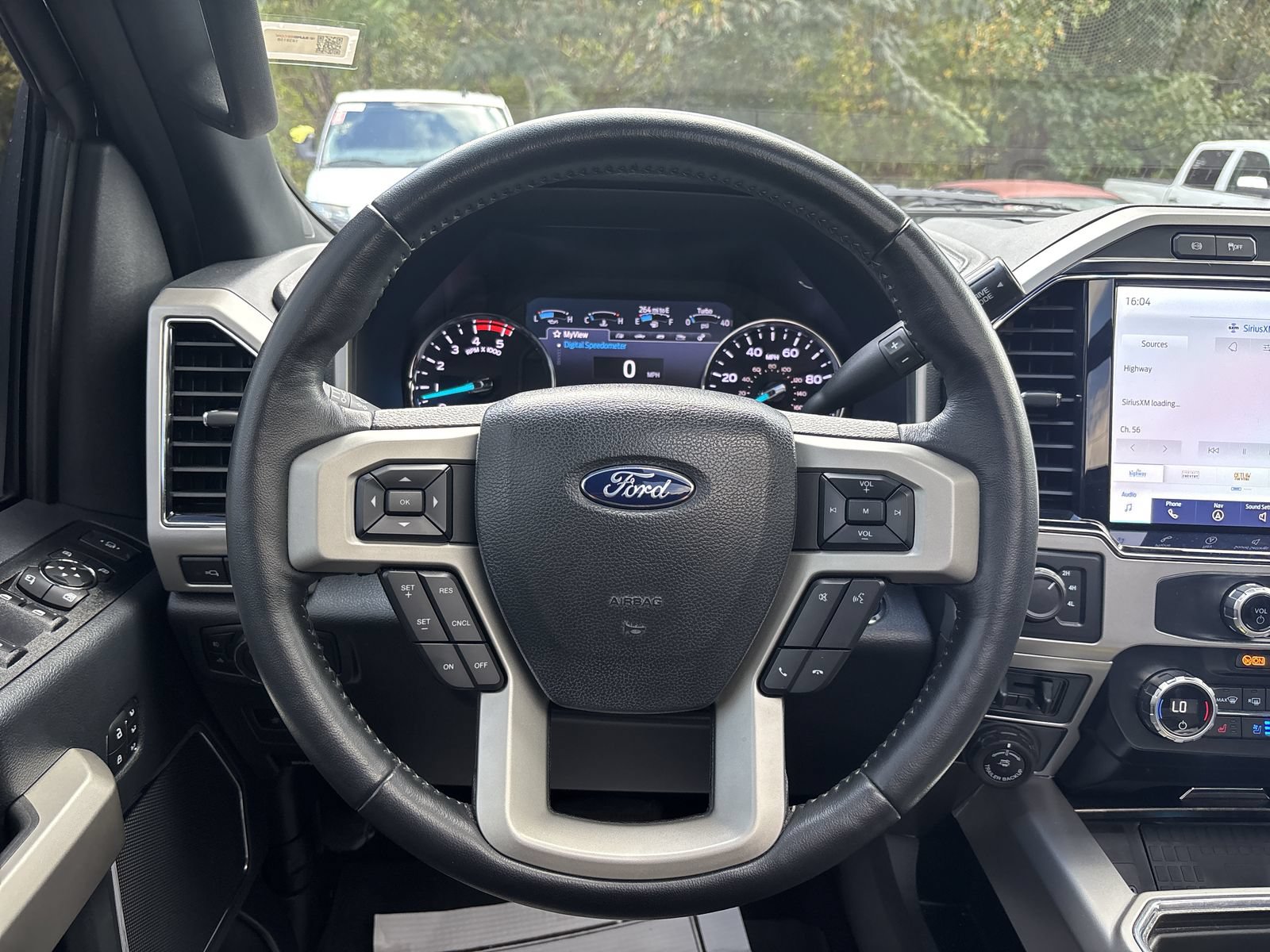 Used 2022 Ford F250 Lariat w/ Lariat Ultimate Package AWD/4WD image 17