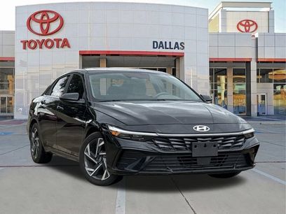 Used 2024 Hyundai Elantra SEL w/ Convenience Package