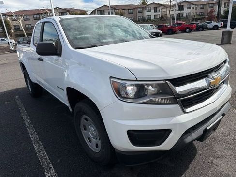 Used 2017 Chevrolet Colorado W/T image 1